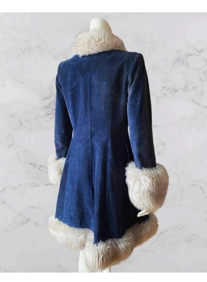 Luxury Women’s Navy Blue Suede Coat with Faux Fur Trim – Winter Fashion Long Jacket